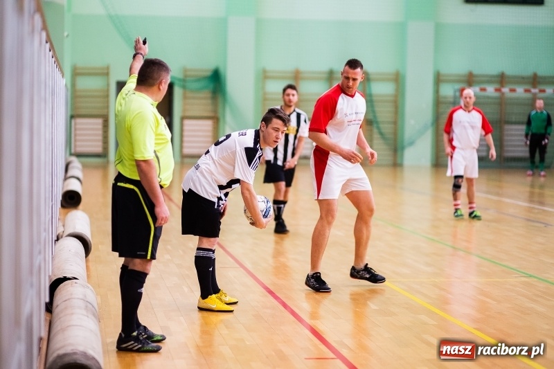 Zdjęcie w galerii na portalu naszraciborz.pl: Prawdziwy maraton futsalu w Arenie Rafako FOTO i WIDEO wiadomości z regionu