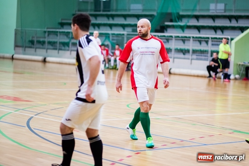 Zdjęcie w galerii na portalu naszraciborz.pl: Prawdziwy maraton futsalu w Arenie Rafako FOTO i WIDEO wiadomości z regionu