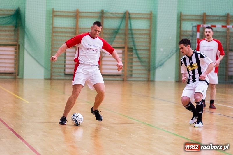 Zdjęcie w galerii na portalu naszraciborz.pl: Prawdziwy maraton futsalu w Arenie Rafako FOTO i WIDEO wiadomości z regionu