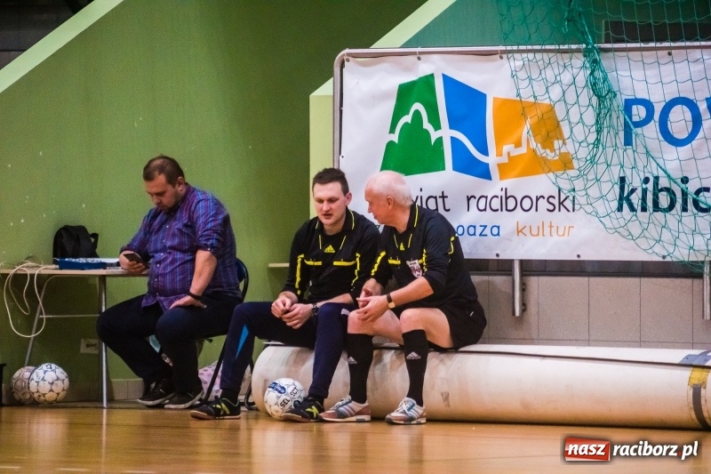 Zdjęcie w galerii na portalu naszraciborz.pl: Prawdziwy maraton futsalu w Arenie Rafako FOTO i WIDEO wiadomości z regionu