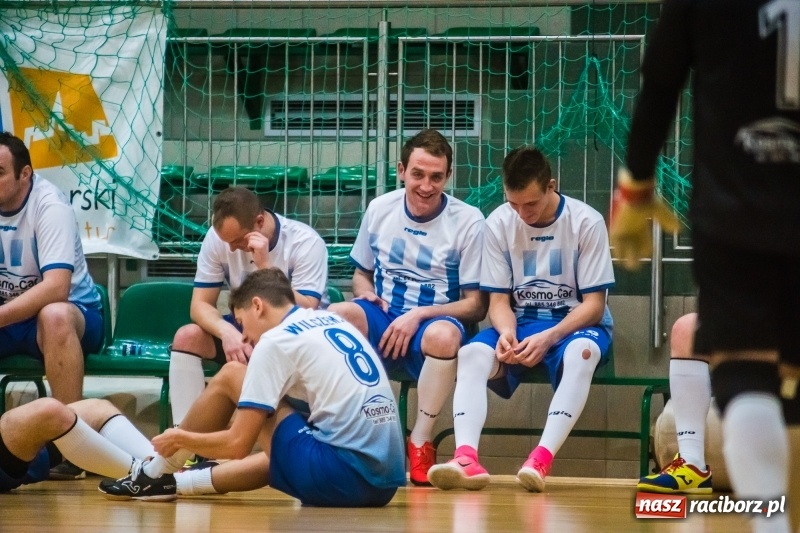 Zdjęcie w galerii na portalu naszraciborz.pl: Prawdziwy maraton futsalu w Arenie Rafako FOTO i WIDEO wiadomości z regionu