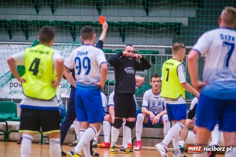 Zdjęcie w galerii na portalu naszraciborz.pl: Prawdziwy maraton futsalu w Arenie Rafako FOTO i WIDEO wiadomości z regionu