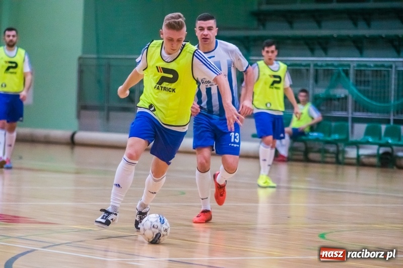 Zdjęcie w galerii na portalu naszraciborz.pl: Prawdziwy maraton futsalu w Arenie Rafako FOTO i WIDEO wiadomości z regionu