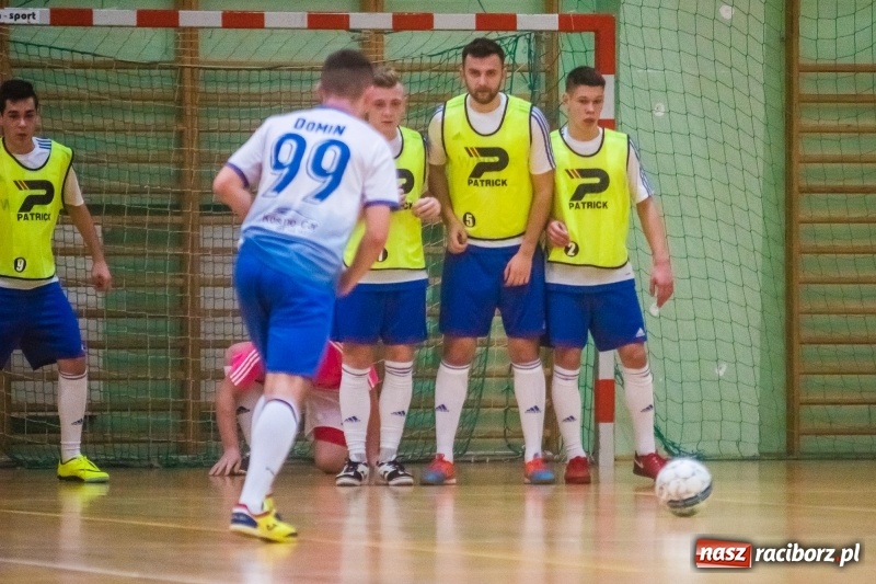 Zdjęcie w galerii na portalu naszraciborz.pl: Prawdziwy maraton futsalu w Arenie Rafako FOTO i WIDEO wiadomości z regionu