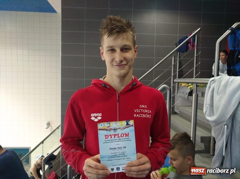 Zdjęcie w galerii na portalu naszraciborz.pl: Cztery medale jak świąteczne prezenty od pływaków  wiadomości z regionu