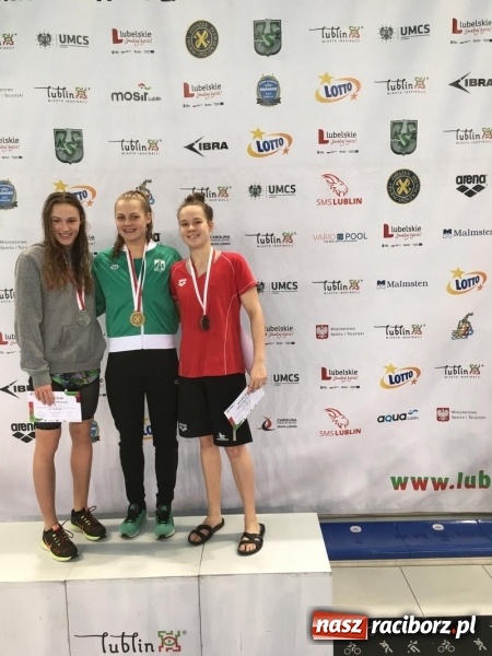 Zdjęcie w galerii na portalu naszraciborz.pl: Cztery medale jak świąteczne prezenty od pływaków  wiadomości z regionu