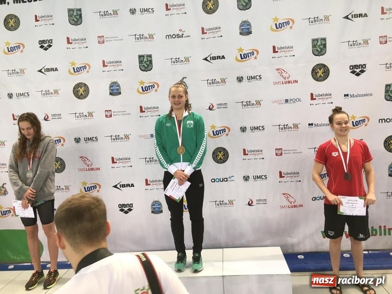 Zdjęcie w galerii na portalu naszraciborz.pl: Cztery medale jak świąteczne prezenty od pływaków  wiadomości z regionu