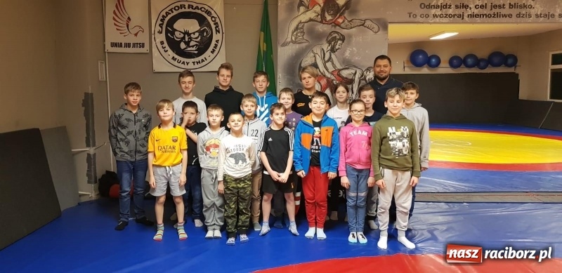 Zdjęcie w galerii na portalu naszraciborz.pl: Łamator zakończył i podsumował akcję profilaktyczną wiadomości z regionu