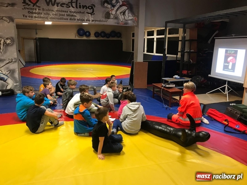 Zdjęcie w galerii na portalu naszraciborz.pl: Łamator zakończył i podsumował akcję profilaktyczną wiadomości z regionu