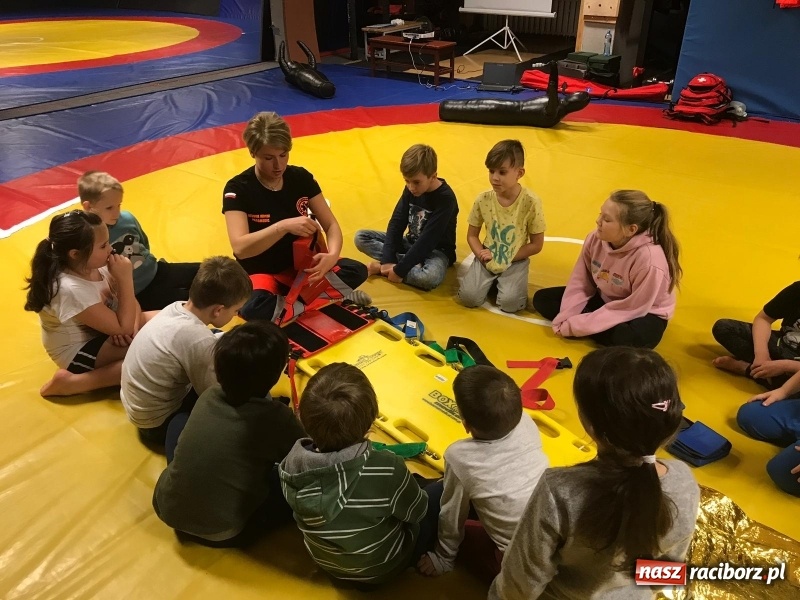 Zdjęcie w galerii na portalu naszraciborz.pl: Łamator zakończył i podsumował akcję profilaktyczną wiadomości z regionu