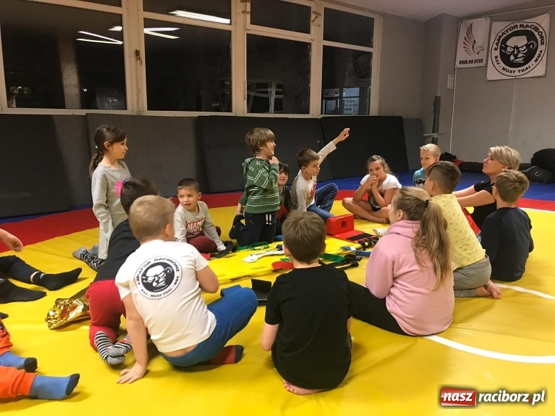 Zdjęcie w galerii na portalu naszraciborz.pl: Łamator zakończył i podsumował akcję profilaktyczną wiadomości z regionu