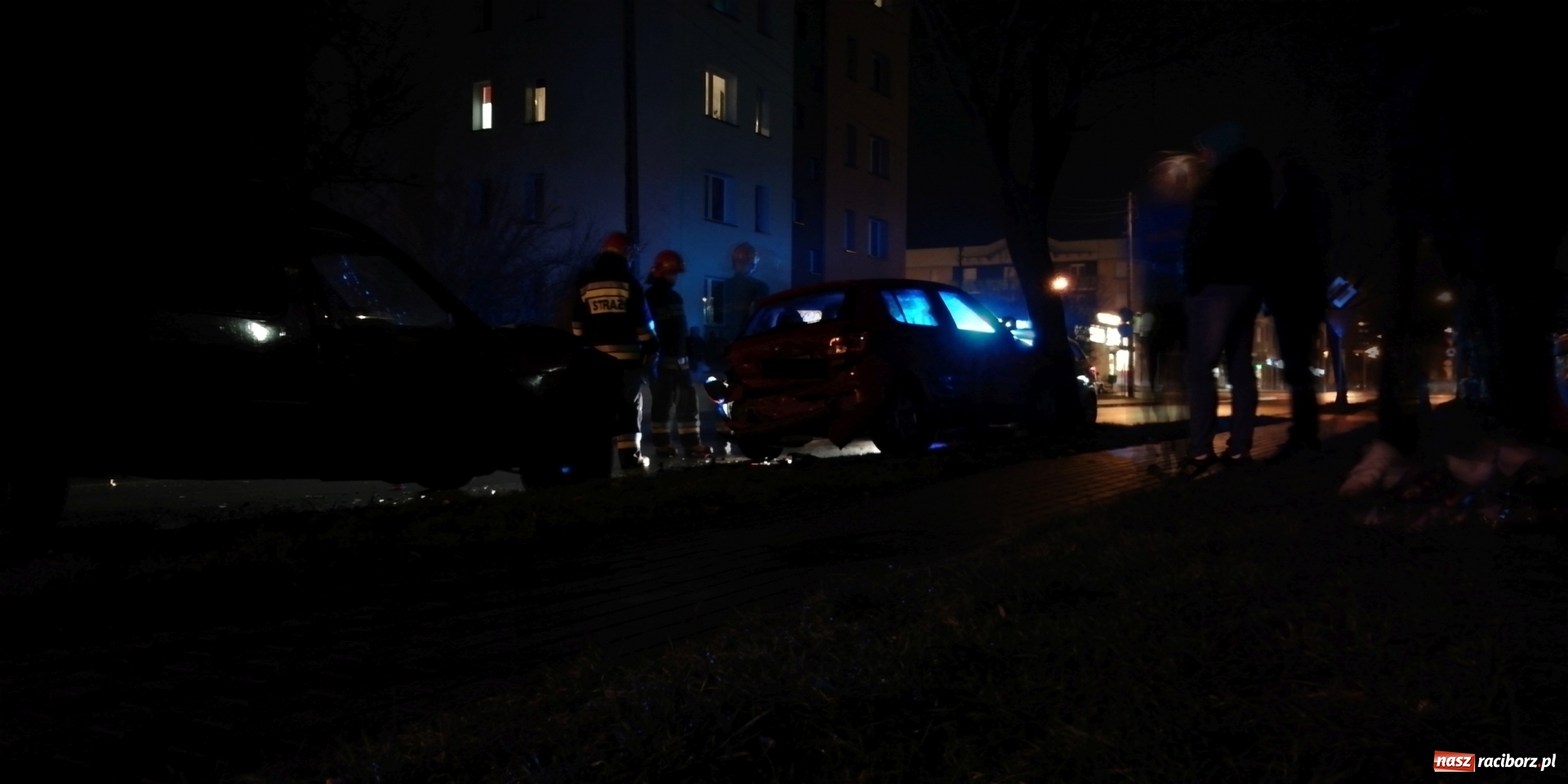 Zdjęcie w galerii na portalu naszraciborz.pl: Pijany kierowca chciał przekupić raciborskich policjantów wiadomości z regionu