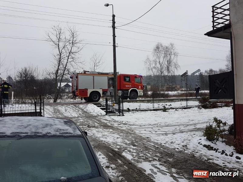 Zdjęcie w galerii na portalu naszraciborz.pl: Pożar w Górkach Ślaskich, dwa zderzenia na Kozielskiej, zagrożenie czadem  wiadomości z regionu