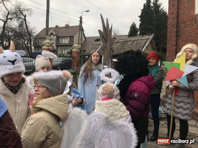 Zdjęcie w galerii na portalu naszraciborz.pl: Dziś rozesłano kolędników misyjnych 2018 FOTO i WIDEO wiadomości z regionu