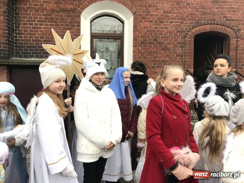 Zdjęcie w galerii na portalu naszraciborz.pl: Dziś rozesłano kolędników misyjnych 2018 FOTO i WIDEO wiadomości z regionu