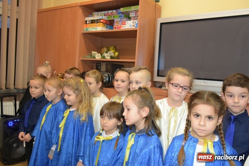 Zdjęcie w galerii na portalu naszraciborz.pl: Gdy pierwsza gwiazdka na niebie zabłyśnie...  wiadomości z regionu