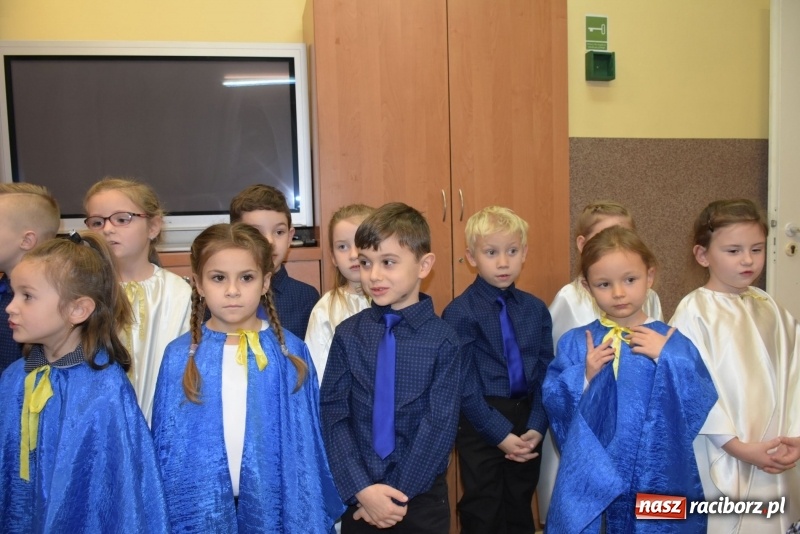 Zdjęcie w galerii na portalu naszraciborz.pl: Gdy pierwsza gwiazdka na niebie zabłyśnie...  wiadomości z regionu