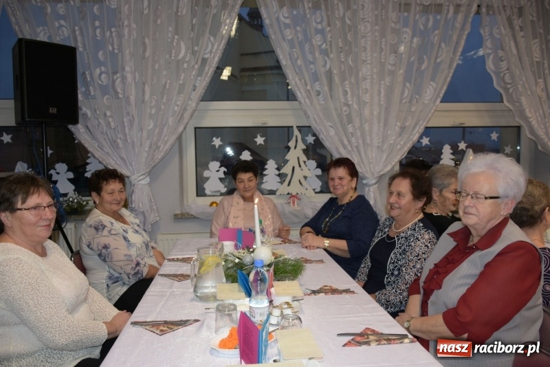 Zdjęcie w galerii na portalu naszraciborz.pl: Gdy pierwsza gwiazdka na niebie zabłyśnie...  wiadomości z regionu