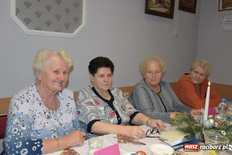 Zdjęcie w galerii na portalu naszraciborz.pl: Gdy pierwsza gwiazdka na niebie zabłyśnie...  wiadomości z regionu