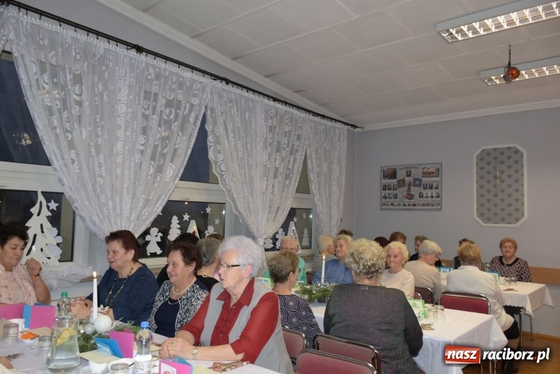 Zdjęcie w galerii na portalu naszraciborz.pl: Gdy pierwsza gwiazdka na niebie zabłyśnie...  wiadomości z regionu
