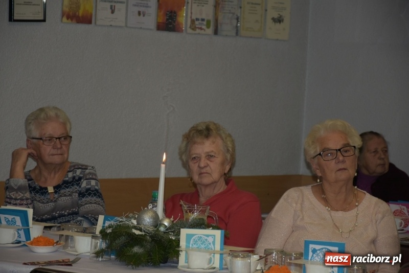 Zdjęcie w galerii na portalu naszraciborz.pl: Gdy pierwsza gwiazdka na niebie zabłyśnie...  wiadomości z regionu