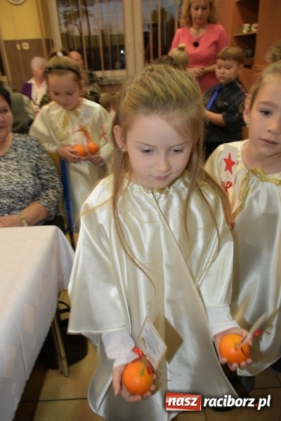 Zdjęcie w galerii na portalu naszraciborz.pl: Gdy pierwsza gwiazdka na niebie zabłyśnie...  wiadomości z regionu