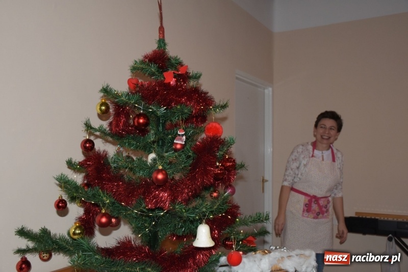 Zdjęcie w galerii na portalu naszraciborz.pl: Gdy pierwsza gwiazdka na niebie zabłyśnie...  wiadomości z regionu