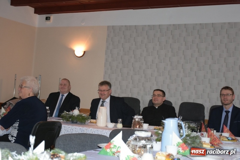 Zdjęcie w galerii na portalu naszraciborz.pl: Gdy pierwsza gwiazdka na niebie zabłyśnie...  wiadomości z regionu