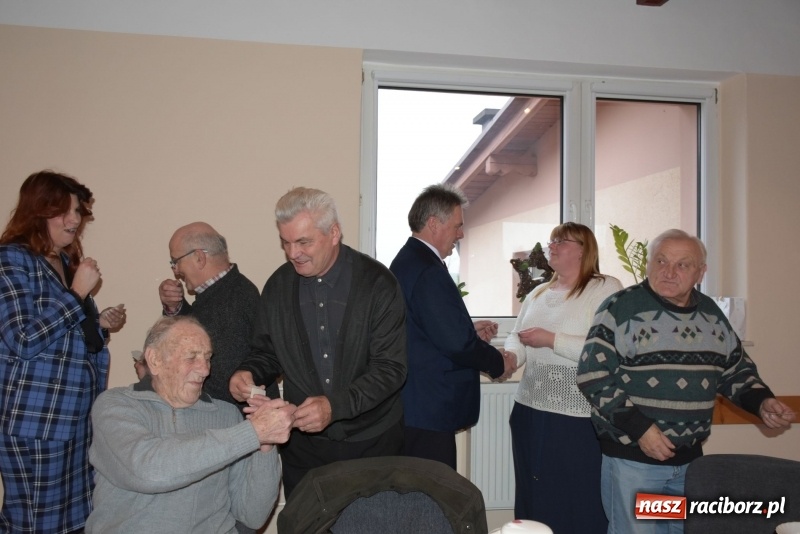 Zdjęcie w galerii na portalu naszraciborz.pl: Gdy pierwsza gwiazdka na niebie zabłyśnie...  wiadomości z regionu