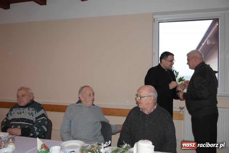 Zdjęcie w galerii na portalu naszraciborz.pl: Gdy pierwsza gwiazdka na niebie zabłyśnie...  wiadomości z regionu