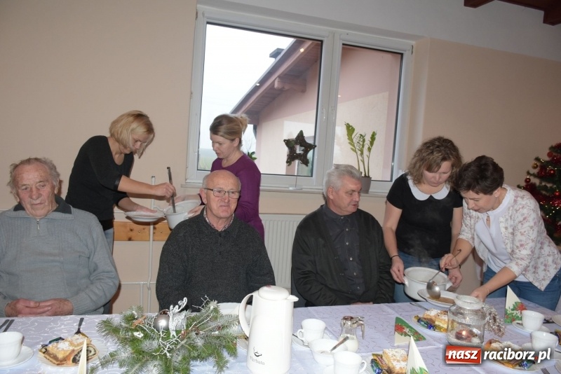 Zdjęcie w galerii na portalu naszraciborz.pl: Gdy pierwsza gwiazdka na niebie zabłyśnie...  wiadomości z regionu