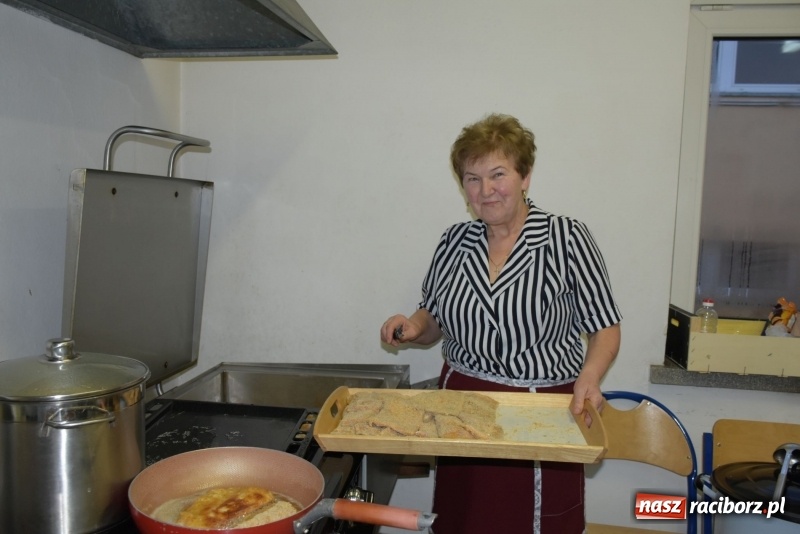 Zdjęcie w galerii na portalu naszraciborz.pl: Gdy pierwsza gwiazdka na niebie zabłyśnie...  wiadomości z regionu