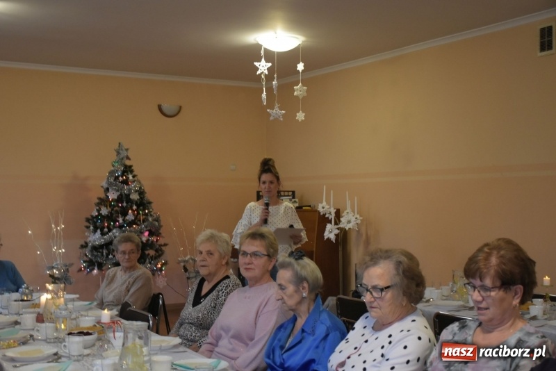 Zdjęcie w galerii na portalu naszraciborz.pl: Gdy pierwsza gwiazdka na niebie zabłyśnie...  wiadomości z regionu