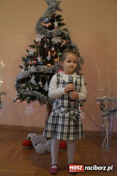 Zdjęcie w galerii na portalu naszraciborz.pl: Gdy pierwsza gwiazdka na niebie zabłyśnie...  wiadomości z regionu