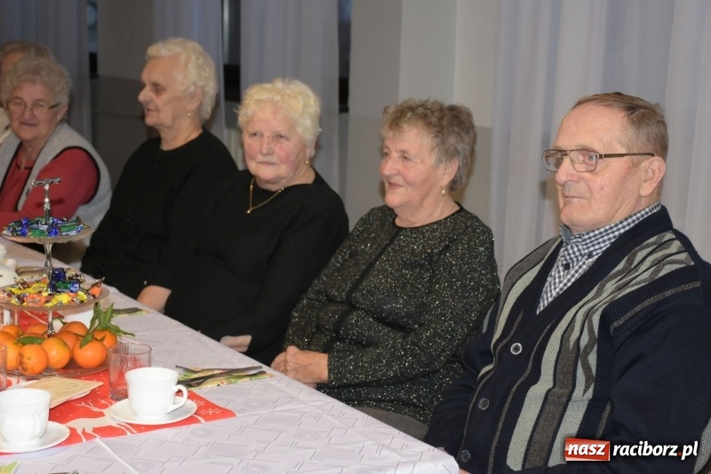Zdjęcie w galerii na portalu naszraciborz.pl: Gdy pierwsza gwiazdka na niebie zabłyśnie...  wiadomości z regionu