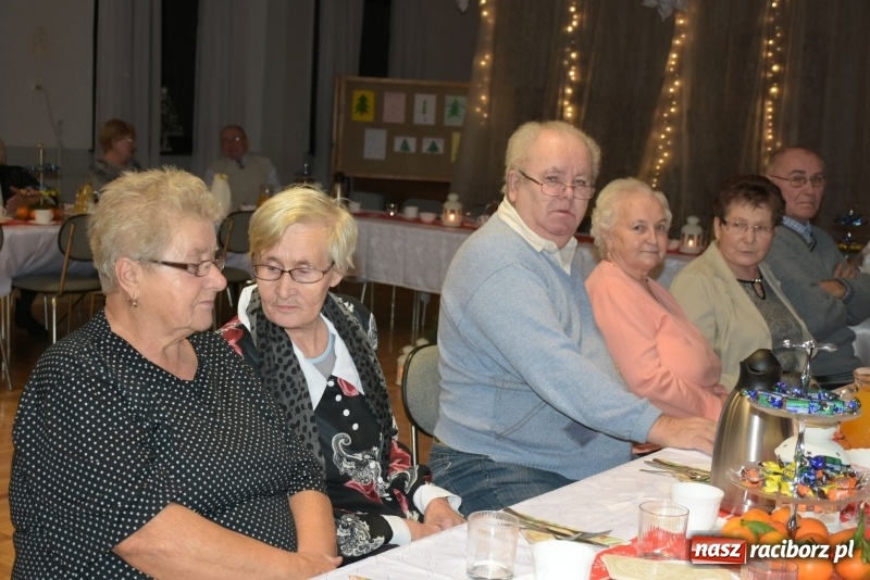 Zdjęcie w galerii na portalu naszraciborz.pl: Gdy pierwsza gwiazdka na niebie zabłyśnie...  wiadomości z regionu