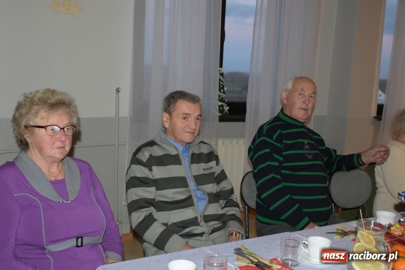 Zdjęcie w galerii na portalu naszraciborz.pl: Gdy pierwsza gwiazdka na niebie zabłyśnie...  wiadomości z regionu