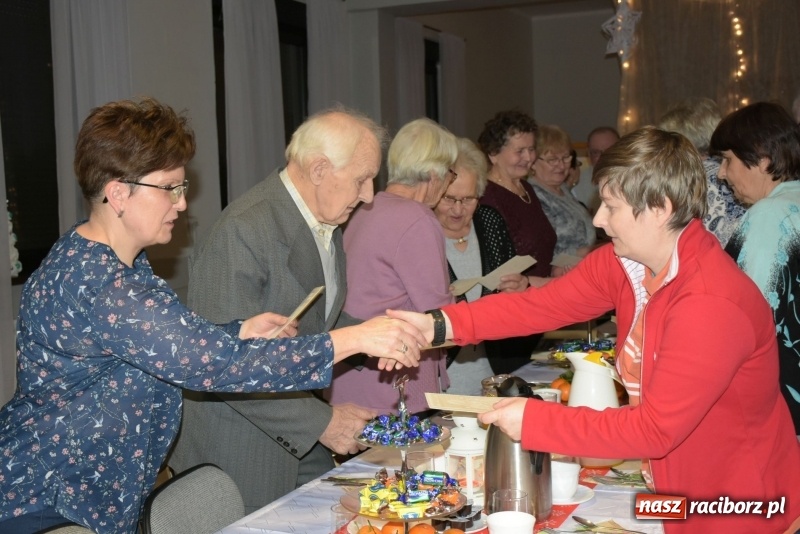 Zdjęcie w galerii na portalu naszraciborz.pl: Gdy pierwsza gwiazdka na niebie zabłyśnie...  wiadomości z regionu