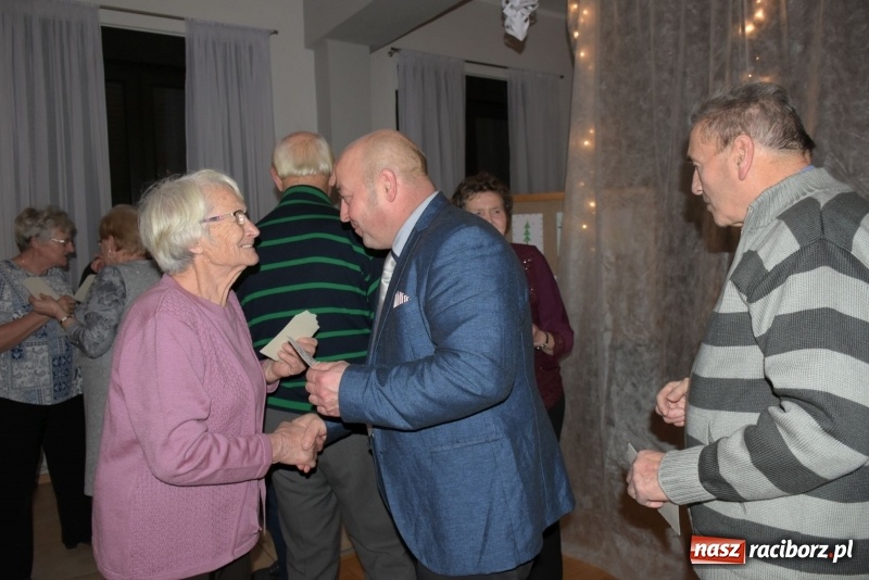 Zdjęcie w galerii na portalu naszraciborz.pl: Gdy pierwsza gwiazdka na niebie zabłyśnie...  wiadomości z regionu