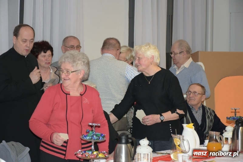 Zdjęcie w galerii na portalu naszraciborz.pl: Gdy pierwsza gwiazdka na niebie zabłyśnie...  wiadomości z regionu