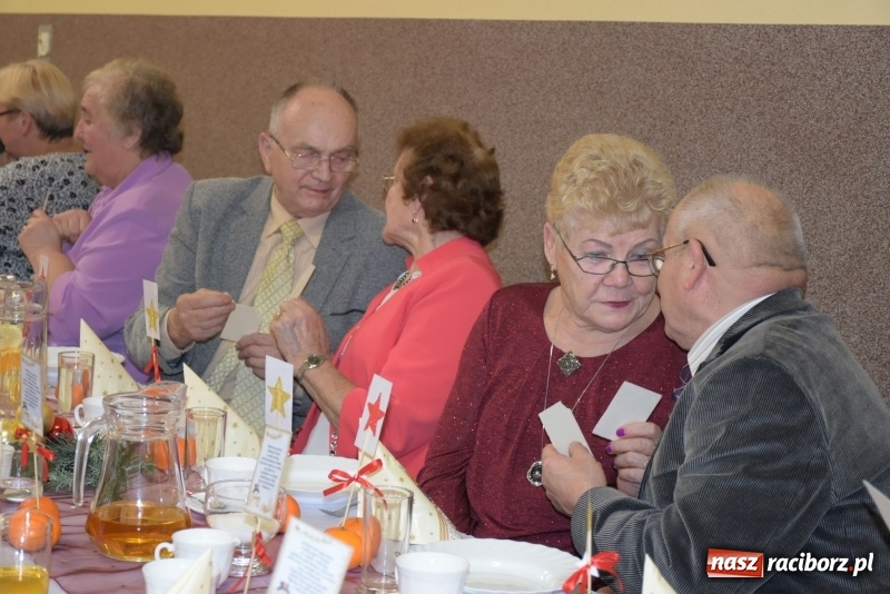 Zdjęcie w galerii na portalu naszraciborz.pl: Gdy pierwsza gwiazdka na niebie zabłyśnie...  wiadomości z regionu