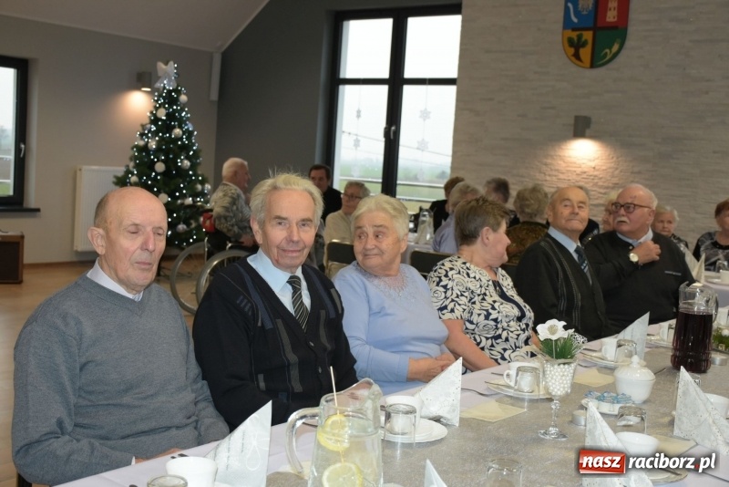 Zdjęcie w galerii na portalu naszraciborz.pl: Gdy pierwsza gwiazdka na niebie zabłyśnie...  wiadomości z regionu