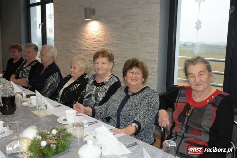 Zdjęcie w galerii na portalu naszraciborz.pl: Gdy pierwsza gwiazdka na niebie zabłyśnie...  wiadomości z regionu