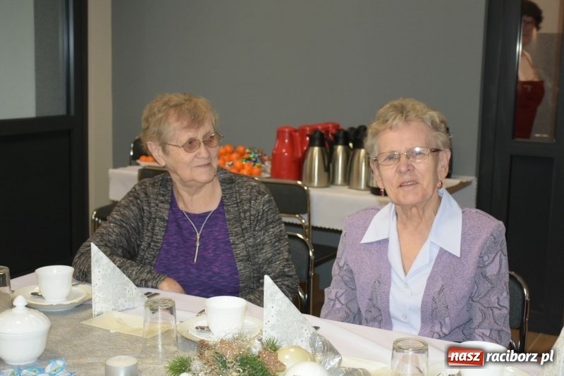 Zdjęcie w galerii na portalu naszraciborz.pl: Gdy pierwsza gwiazdka na niebie zabłyśnie...  wiadomości z regionu