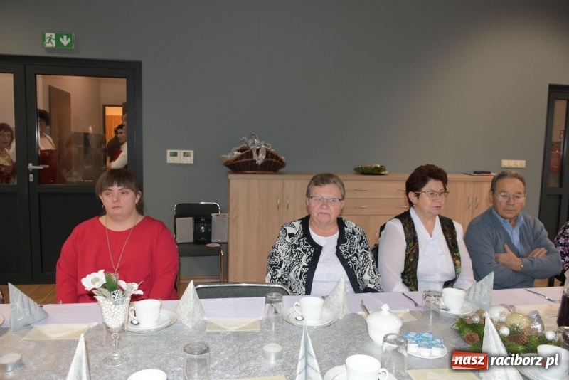 Zdjęcie w galerii na portalu naszraciborz.pl: Gdy pierwsza gwiazdka na niebie zabłyśnie...  wiadomości z regionu