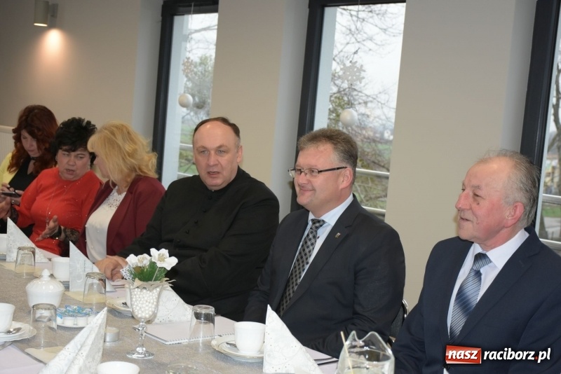 Zdjęcie w galerii na portalu naszraciborz.pl: Gdy pierwsza gwiazdka na niebie zabłyśnie...  wiadomości z regionu