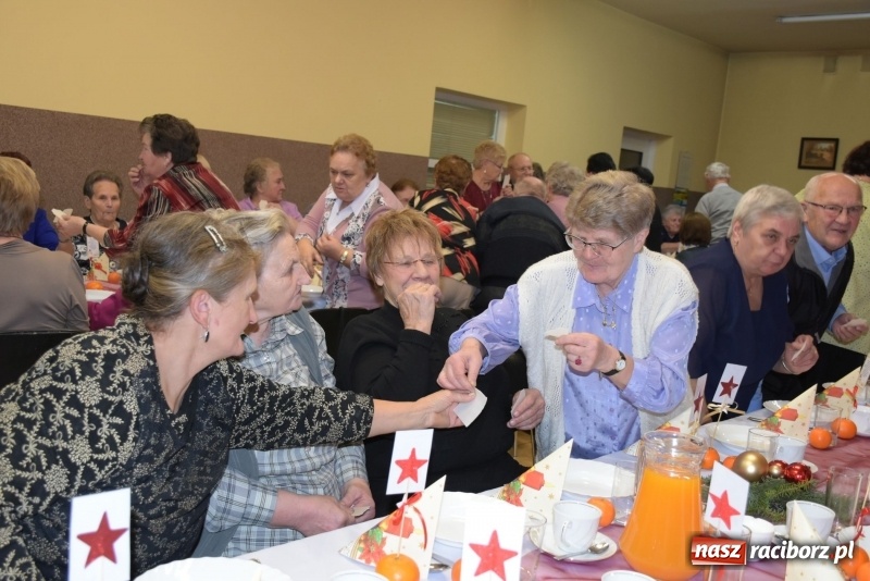 Zdjęcie w galerii na portalu naszraciborz.pl: Gdy pierwsza gwiazdka na niebie zabłyśnie...  wiadomości z regionu