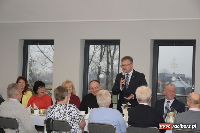 Zdjęcie w galerii na portalu naszraciborz.pl: Gdy pierwsza gwiazdka na niebie zabłyśnie...  wiadomości z regionu