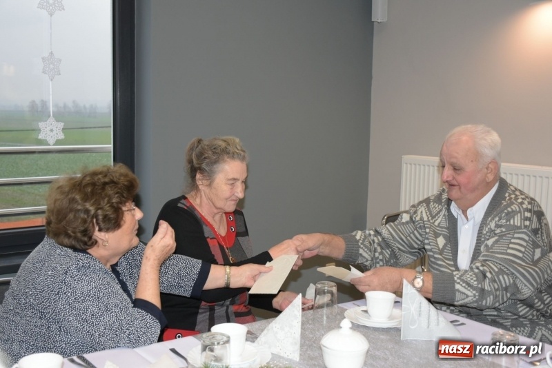 Zdjęcie w galerii na portalu naszraciborz.pl: Gdy pierwsza gwiazdka na niebie zabłyśnie...  wiadomości z regionu