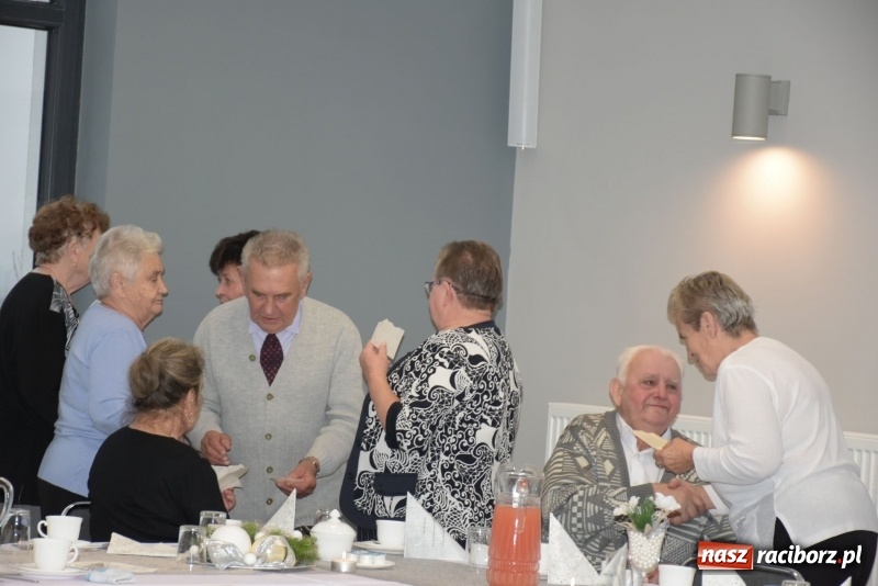 Zdjęcie w galerii na portalu naszraciborz.pl: Gdy pierwsza gwiazdka na niebie zabłyśnie...  wiadomości z regionu